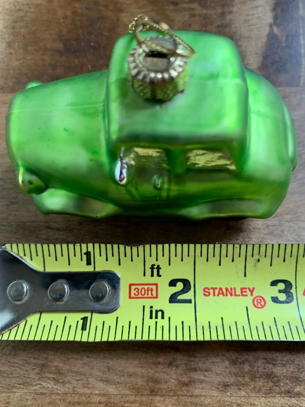 SET OF 2 VINTAGE STYLE GLASS PICKUP TRUCK CHRISTMAS ORNAMENTS